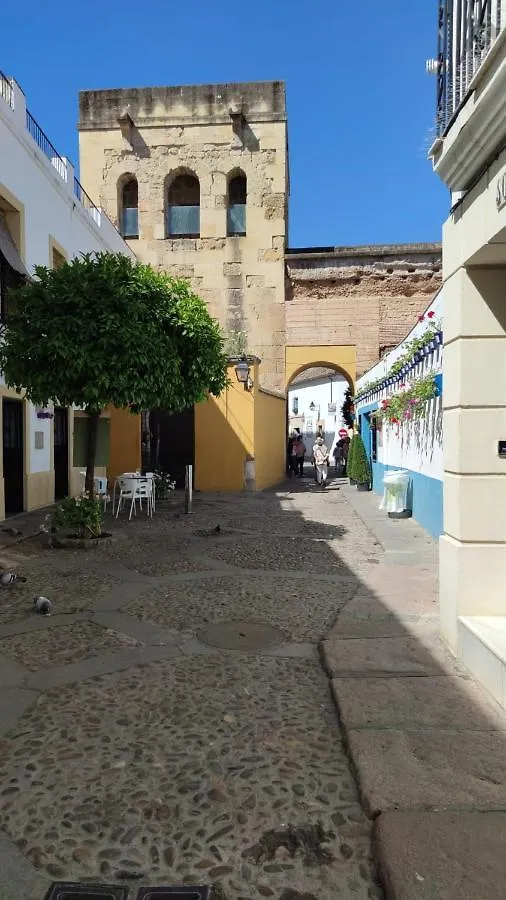 Alcazar Viejo Parking Tourist Cordoba Apartment Spain