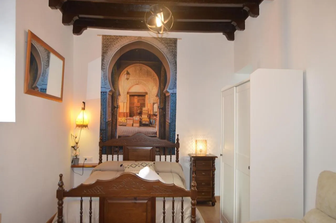 Апартаменты Alcazar Viejo Parking Tourist Кордова